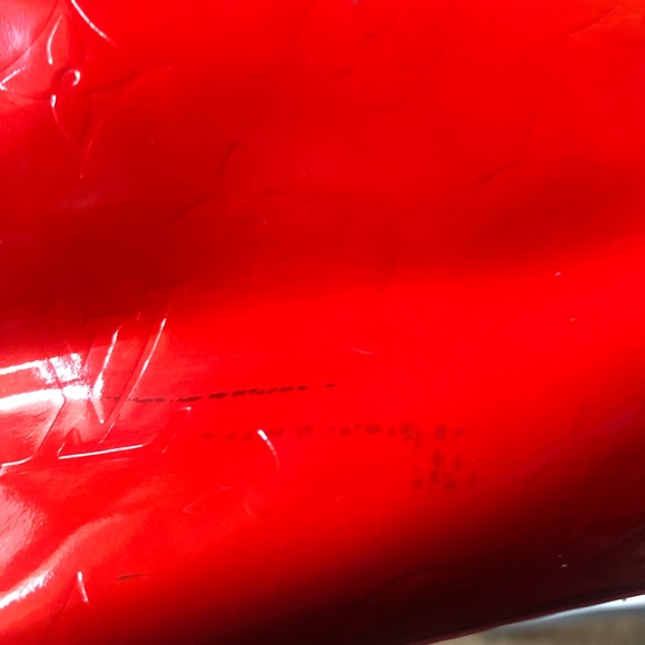 Authentic Louis Vuitton Red Verni Catalina Leather Tote - Picture 17 of 17